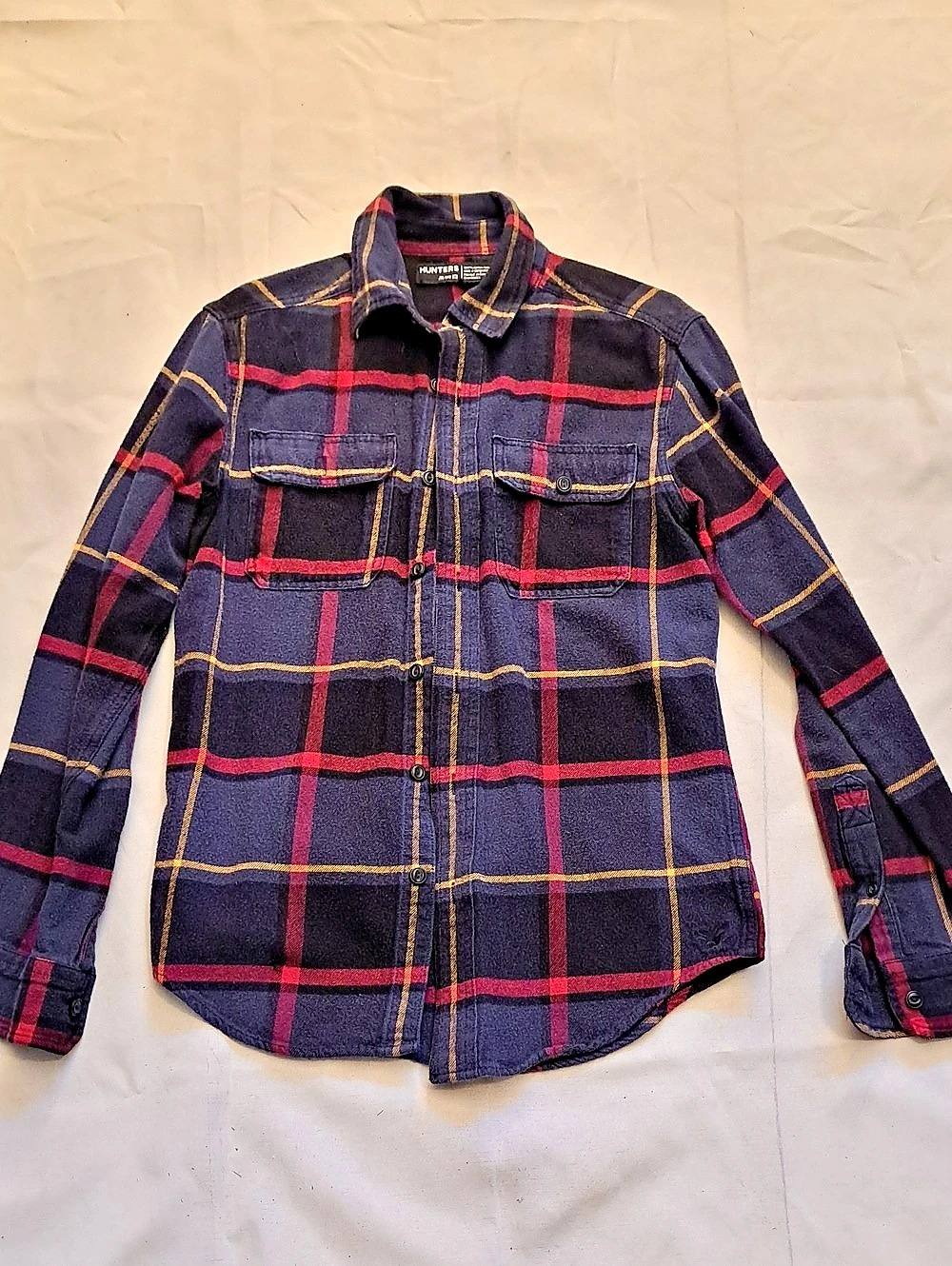 Hunters Plaid Flannel Shirt in Blue & Red Size Small